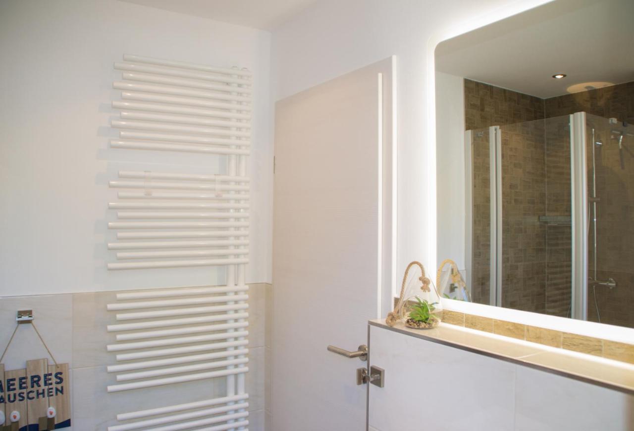 Ferienappartement Mit Seeblick In Der Villa Columba Sellin  Bagian luar foto